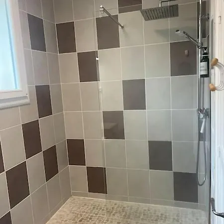 Proche Des Facs Lebon クレルモン・フェラン